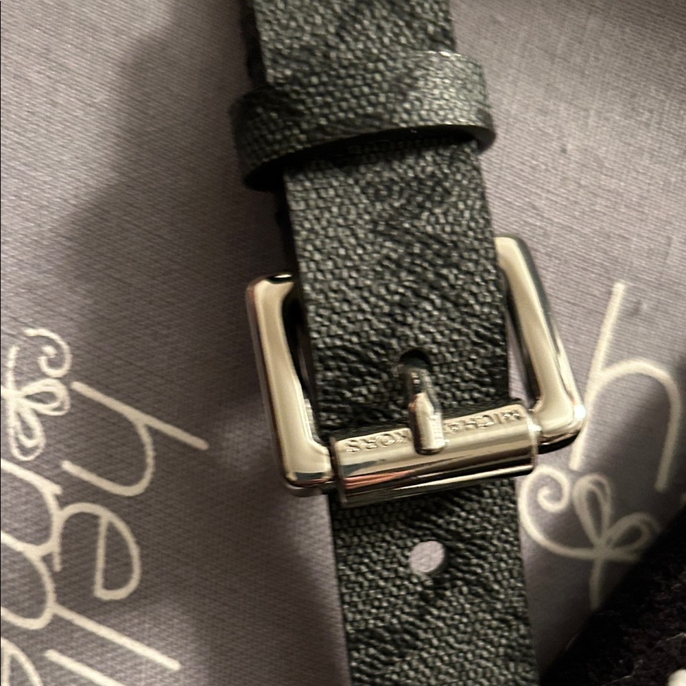Michael Kors Black Patterned Crossbody Belt bag - Picture 5 of 16